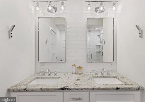 1714 Addison St, Philadelphia PA 19143-1203 exterior