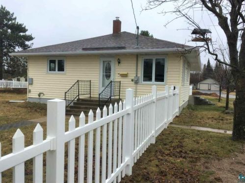 240 15th Ave, Ely MN 55731-1854 exterior