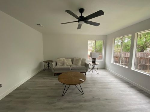 6501 Bramber Ln, Austin TX 78754-5714 exterior