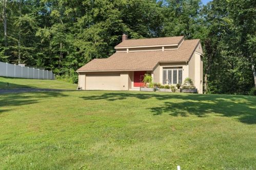 88 Harvest Ln, Windsor, CT 06095-1639