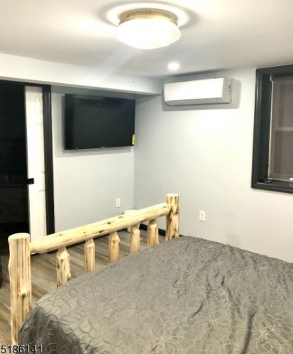 5 Bucknell Trl, Hopatcong NJ  07843-1760 exterior