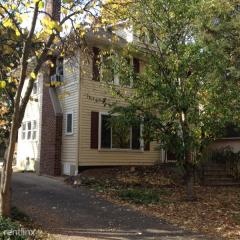 1414 Golden Ave, Ann Arbor MI  48104-4325 exterior