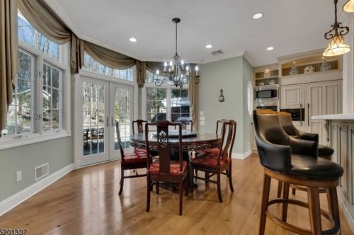 7 Chilton Rd, Chester NJ  07930-3107 exterior