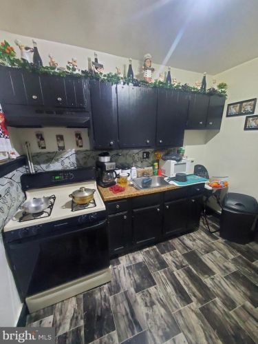 161 Godfrey Ave, Philadelphia PA 19126-3829 exterior