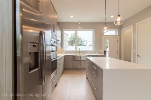 4457 Calumet Ave, Chicago IL 60653-3306 exterior