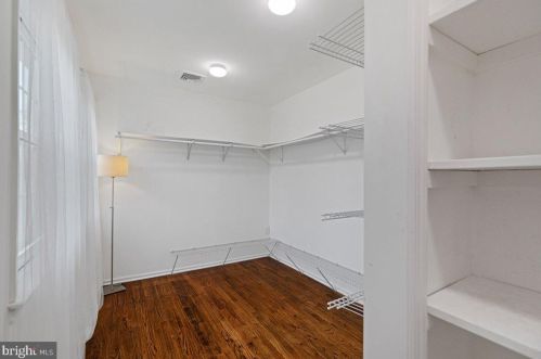 1 Fieldston Rd, Princeton NJ 08540-6453 exterior