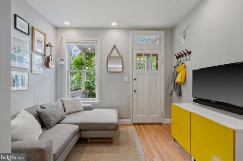 1519 Carolina Ave, Washington DC 20003-1841 exterior