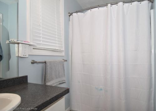 76 Verdi St, Providence RI  02904-4736 exterior