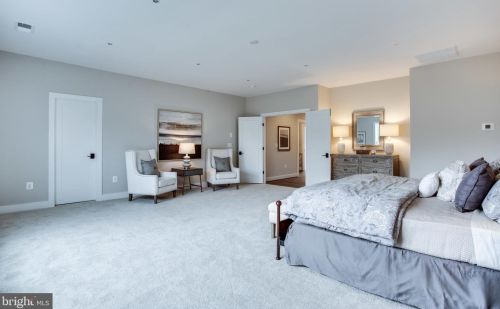 1978 Kirby Rd, Mc Lean VA 22101-5326 exterior