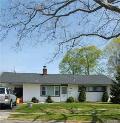 10 Arbor Rd, Syosset, NY 11791-4901