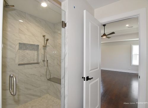 385 Berkley Ave, Elmhurst IL 60126-3167 exterior