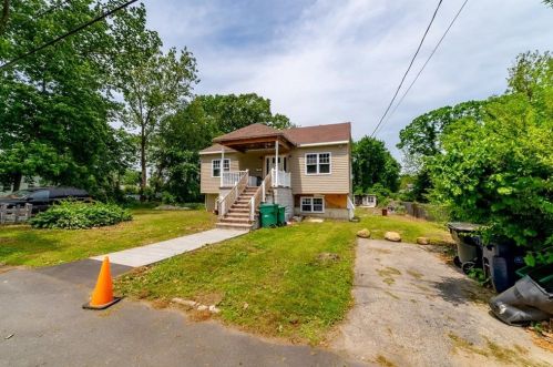 2 Eagle St, Providence, RI 02908-5605
