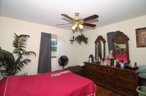 7406 Derby Pl, Milwaukee WI 53209-5841 exterior