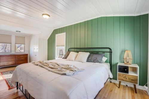 4237 Burrell St, Milwaukee WI  53207-5003 exterior