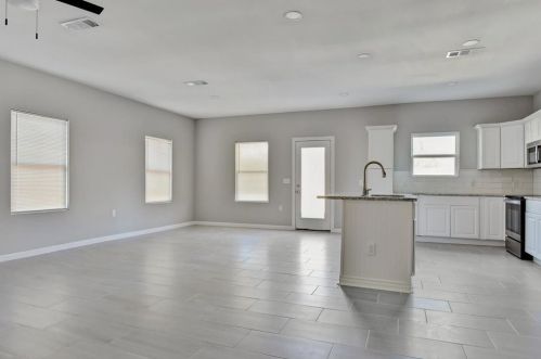 919 Collins St, Denison TX  75020-7536 exterior