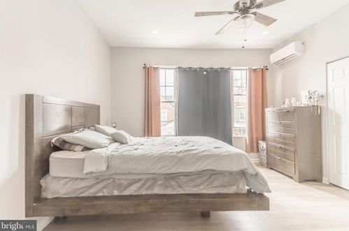 5215 Cedar Ave, Philadelphia PA 19143-1524 exterior