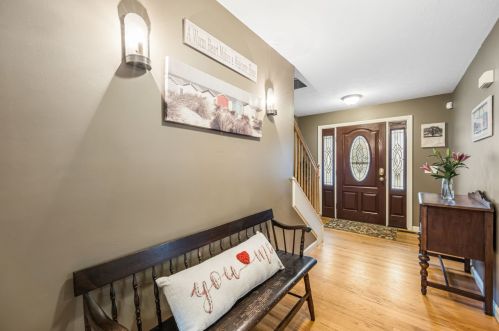 30 Max Ln, Concord NH 03301-8629 exterior