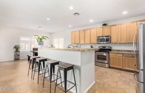 7810 15th Way, Phoenix AZ  85042-6734 exterior