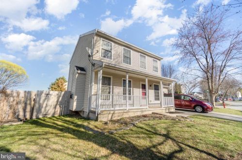 32 Stayman Way, Littlestown, PA 17340-1142