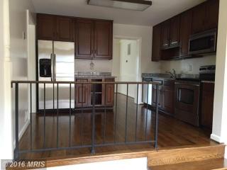 1455 Mclean Mews Ct, Mc Lean VA  22101-3800 exterior