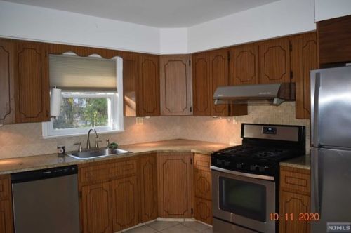 199 Knickerbocker Rd, Demarest NJ  07627-1011 exterior