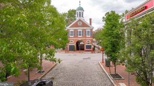 331 2nd St, Philadelphia PA 19122-3324 exterior