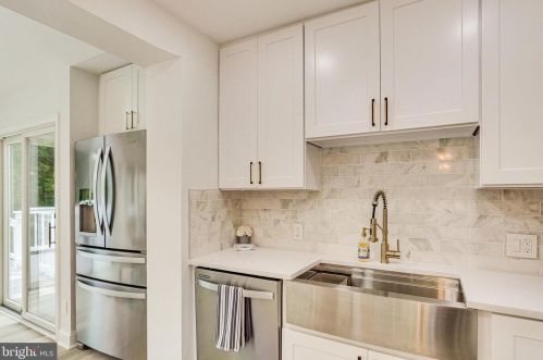 118 Fleetwood Ter, Silver Spring MD  20910-5511 exterior