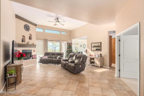 16349 Lago Del Oro Pkwy, Tucson, AZ 85739-9629