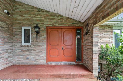 5134 Bluffview Dr, Berrien Springs MI  49103-1436 exterior