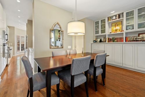 1906 Sedgwick St, Chicago IL  60614-8395 exterior