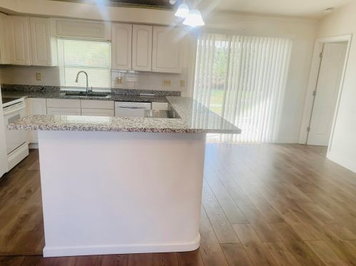 380 Undallo Rd, Fort Pierce FL 34953-6028 exterior