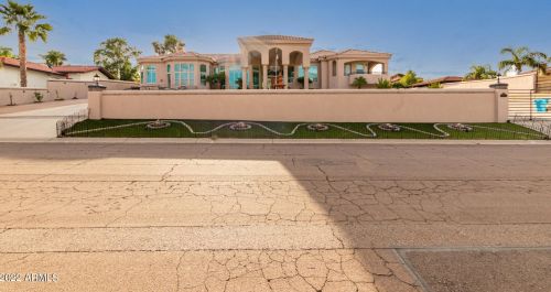 13816 18th St, Phoenix AZ 85022-2878 exterior