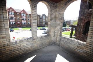 5627 Hobart St, Pittsburgh PA  15217-2149 exterior