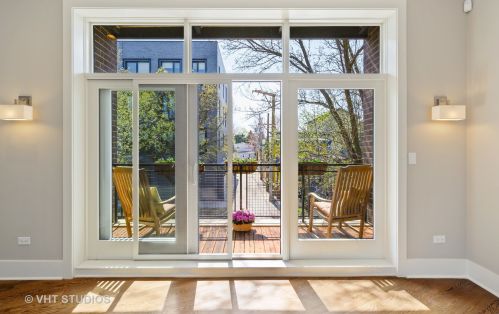 1740 Cornelia Ave, Chicago, IL 60657-1039