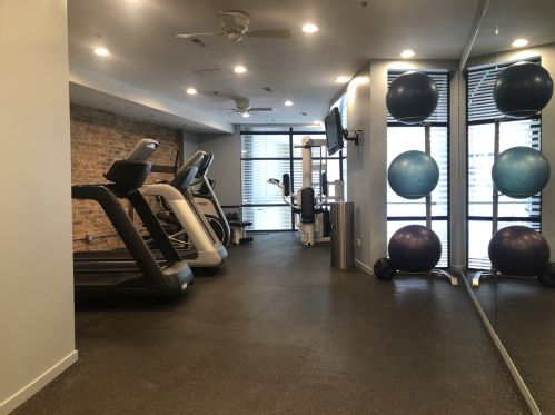 616 Fulton St, Chicago IL 60661-1251 exterior