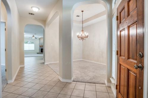 17204 Ennis Trl, Austin TX  78717-5502 exterior