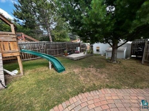 610 27th Ave, Duluth MN 55806-1457 exterior