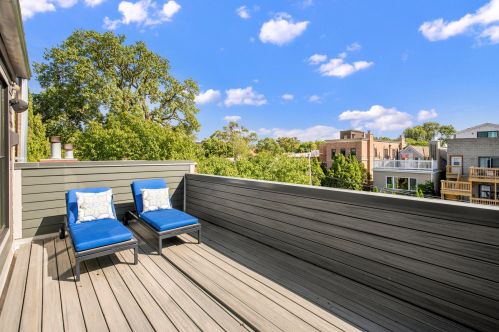 1119 Drummond Pl, Chicago IL 60614-1354 exterior