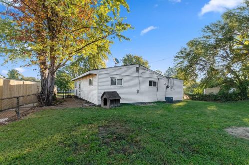 9316 Macon Ave, Saint Louis MO 63134-3431 exterior