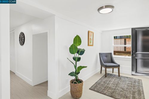 612 Stannage, Berkeley CA 94706-1640 exterior