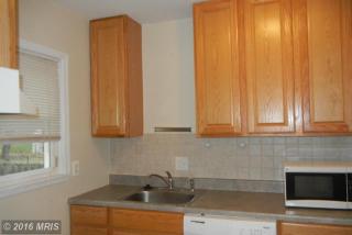 6817 Radcliffe Dr, Alexandria VA  22307-1542 exterior