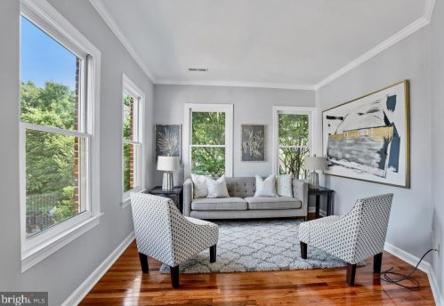 1626 Colonial Hills Dr, Mc Lean VA  22102-2938 exterior