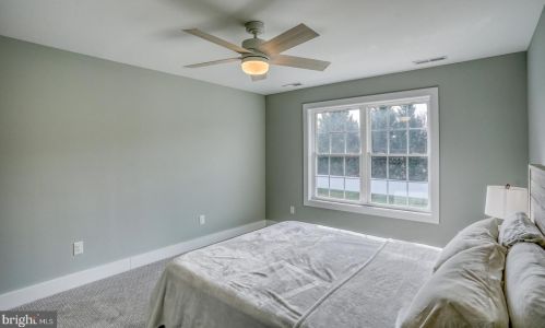 1 Ashburn Dr, Lewes DE 19958-9759 exterior