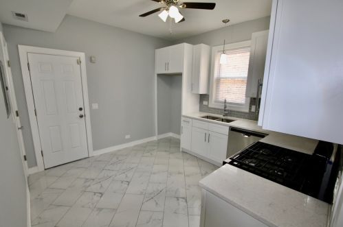 937 Long Ave, Chicago IL 60641-1348 exterior