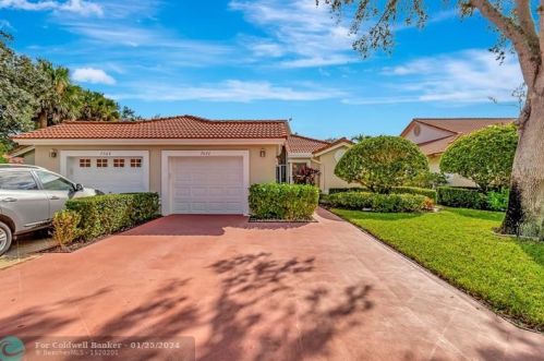 7572 Is Breeze Ter, Boynton Beach FL 33437-5403 exterior