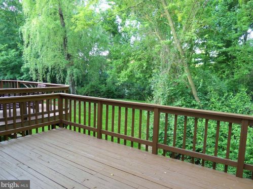 10722 Pine Haven Ter, Rockville MD  20852-3441 exterior