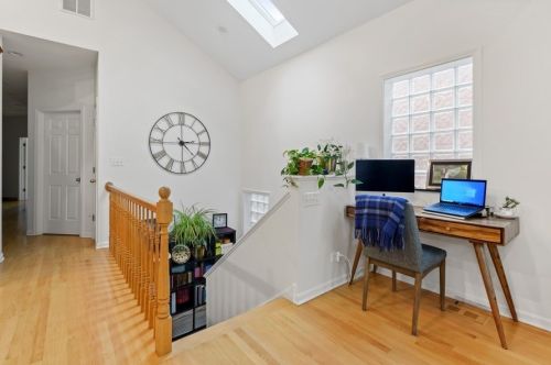 3223 Racine Ave, Chicago IL  60657-3320 exterior