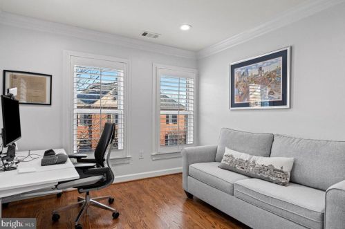 1544 Hampton Hill Cir, Mc Lean VA  22101-6021 exterior