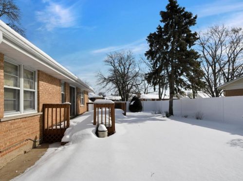 4645 115 Pl, Chicago IL 60803-2249 exterior