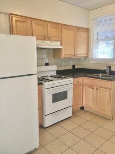 1322 Fallowfield Ave, Pittsburgh PA  15216-3759 exterior